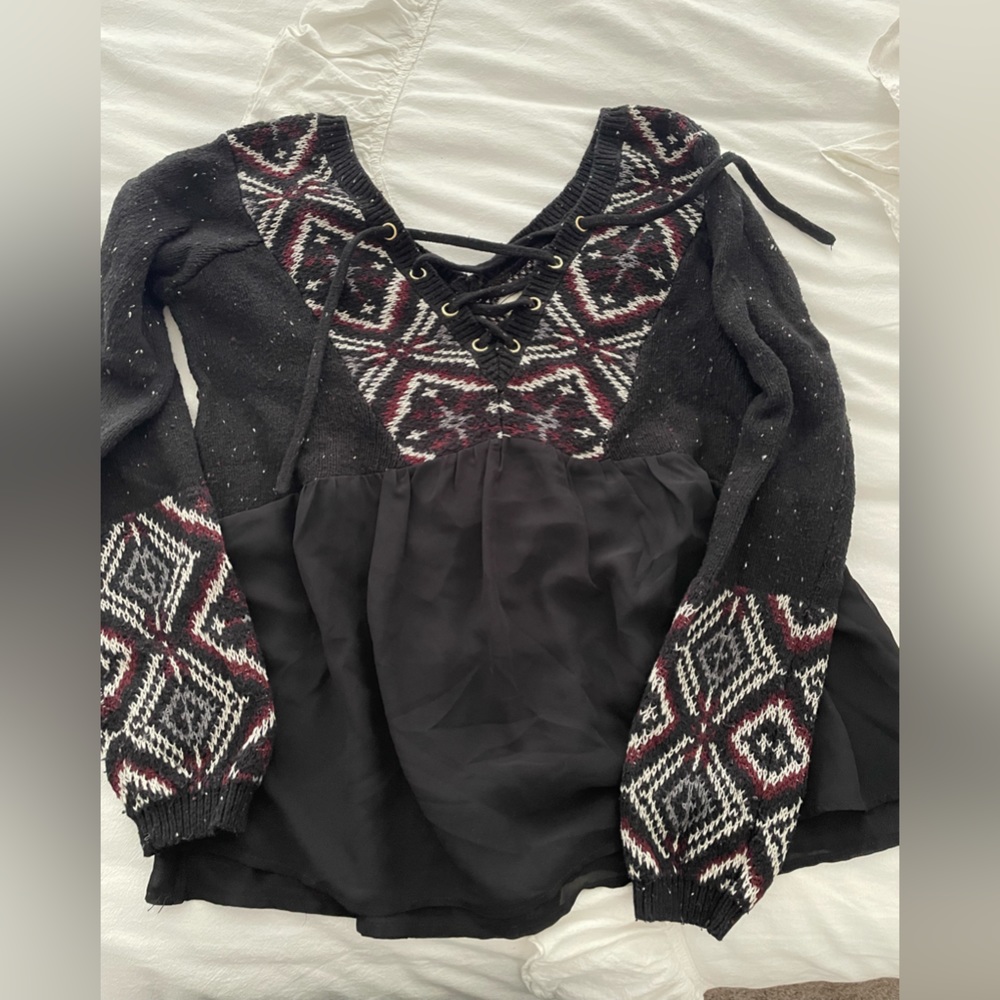 Abercrombie sweater blouse